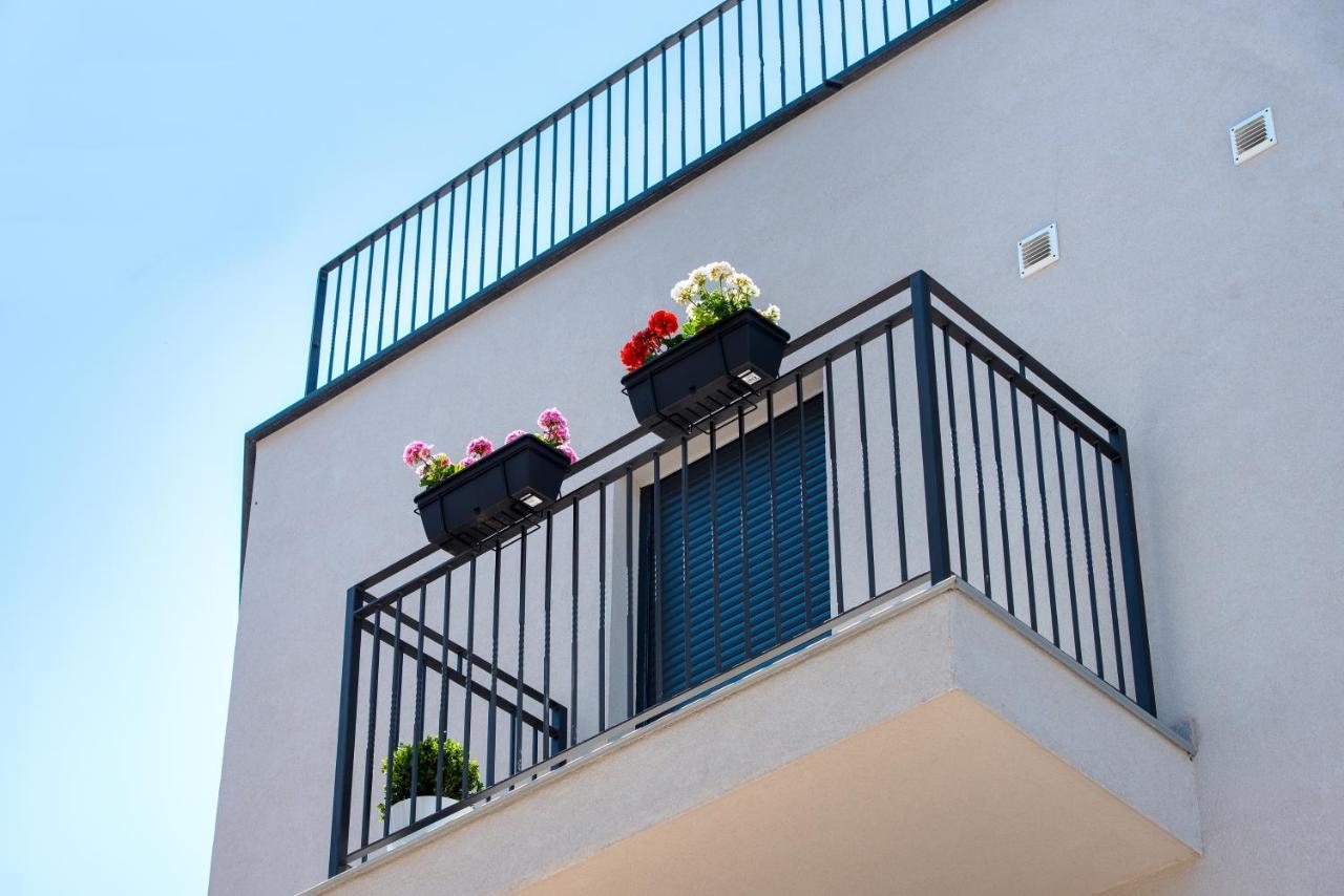 Luxury Apartments Azalea Šibenik Buitenkant foto